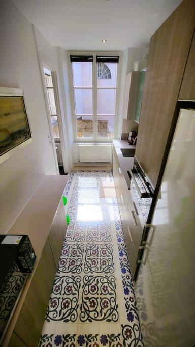 Appartement De La Bibliotheque ブザンソン エクステリア 写真